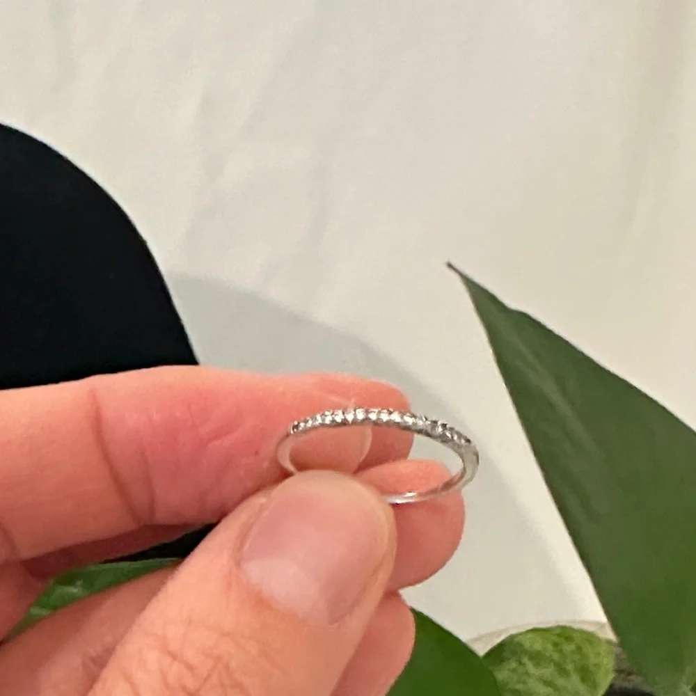 Elegant Silver Band with Sparkling Accents